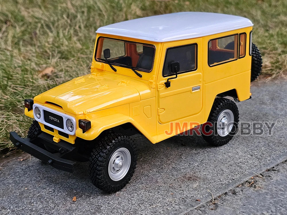 HG4-53 Pro Licensed SUZUKI JIMNY 1/16 Scale 2.4GRemote Control Car Simulation Light Sound Smoke Systerm Proportional RC Crawler